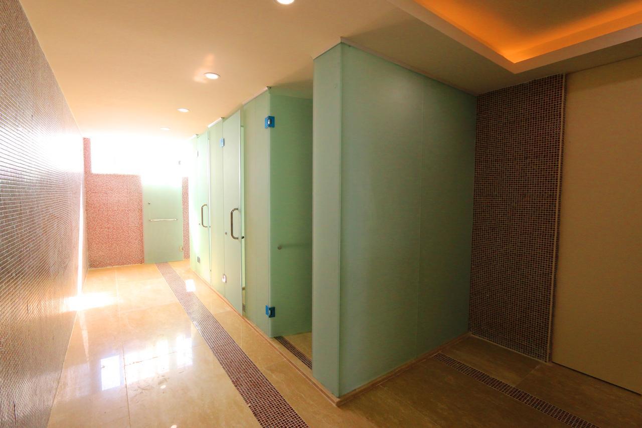 Eastland Hotel & Apartment Phnom Penh Exterior foto